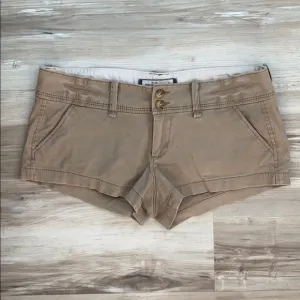 ❤️ Abercrombie khaki button zip stretch shorts