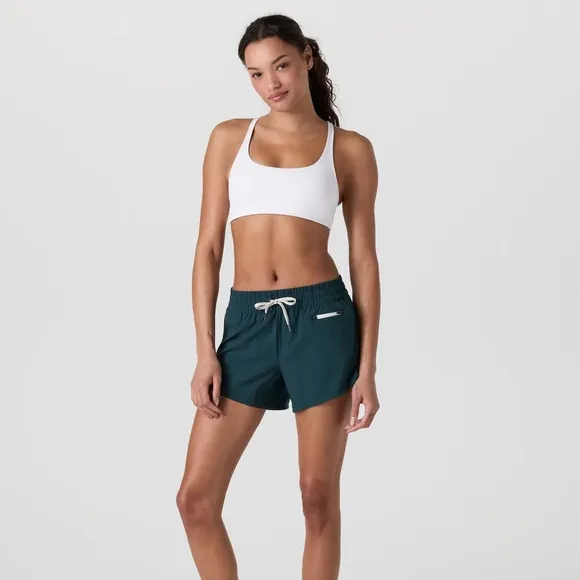 - Vuori Clementine Short 2.0 4” Women's Performance Shorts Size S Moss