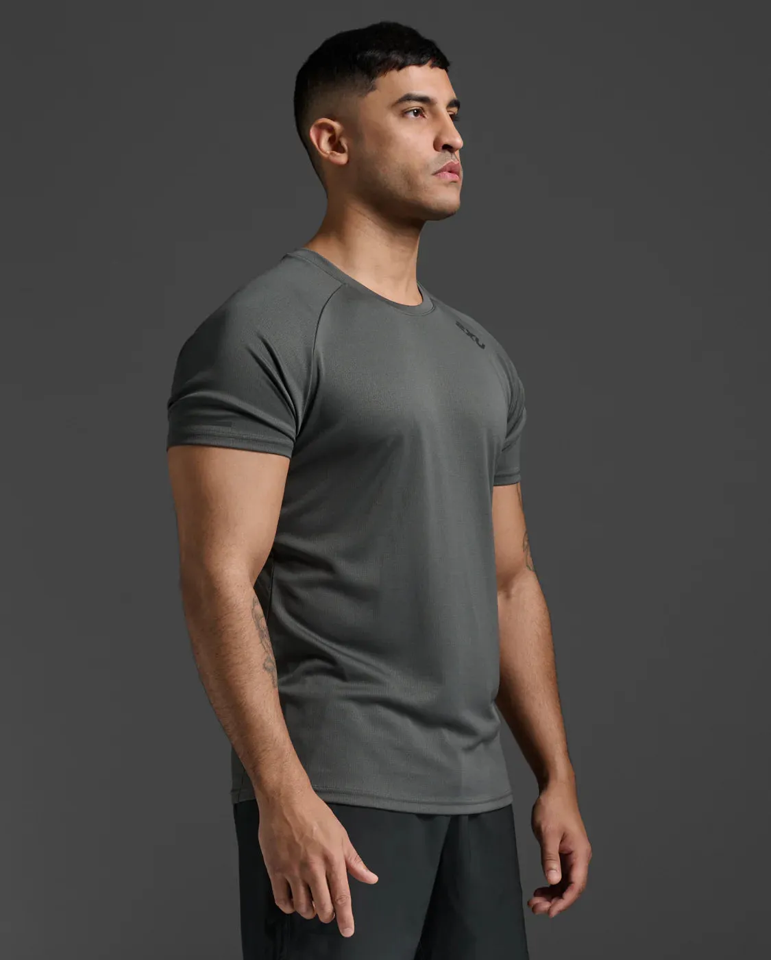 2XU Men's Aero Tee | Juniper/Black Reflective