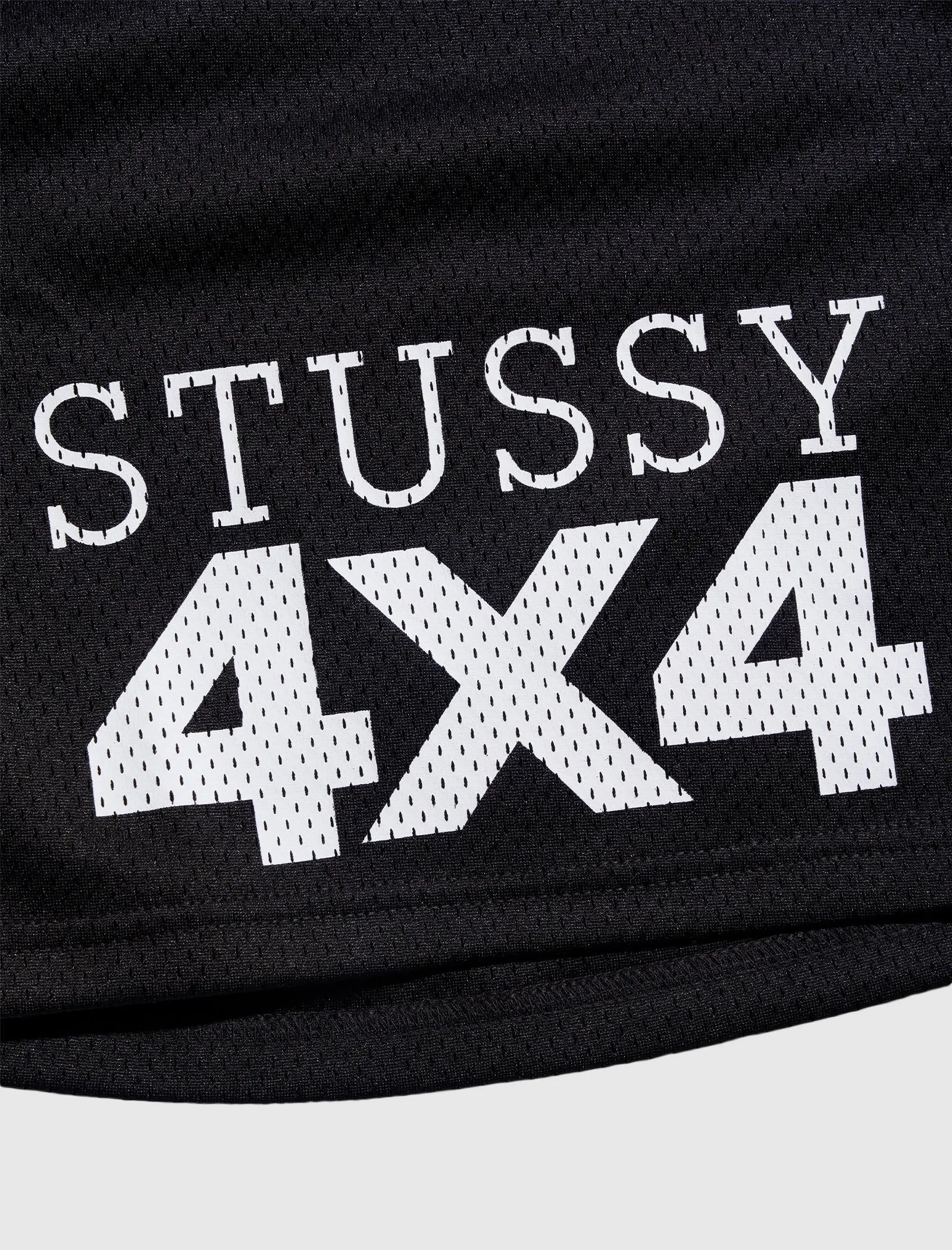 4X4 MESH SHORT