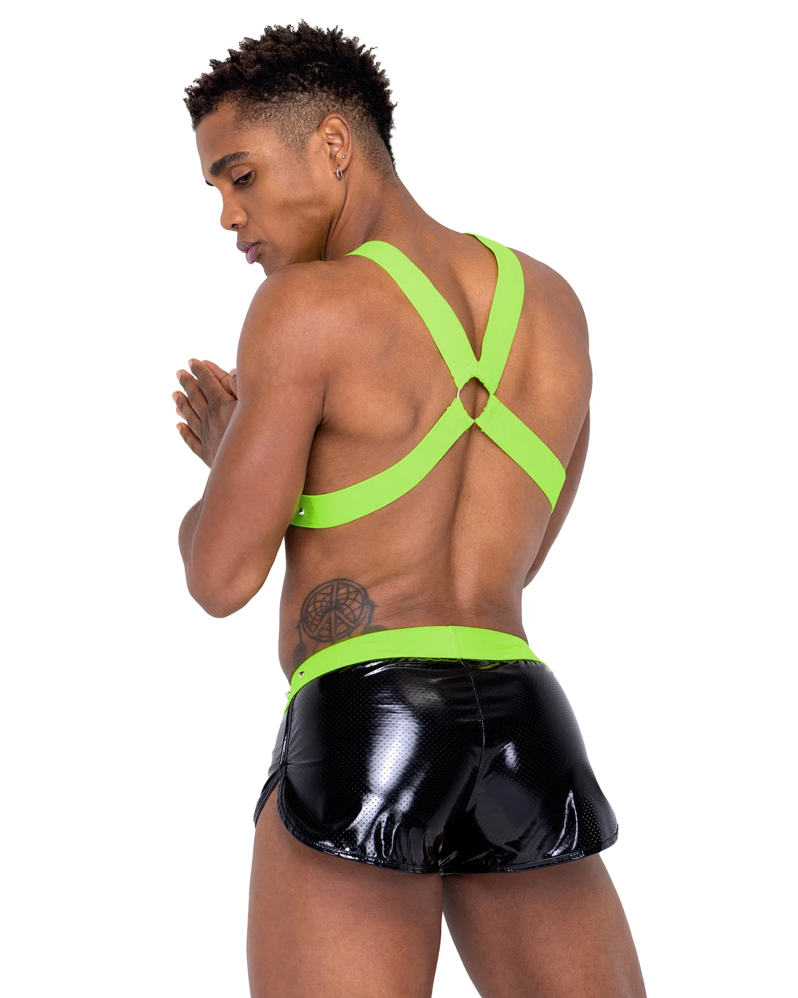 6333 - Men���s Vinyl Mesh Runner Shorts