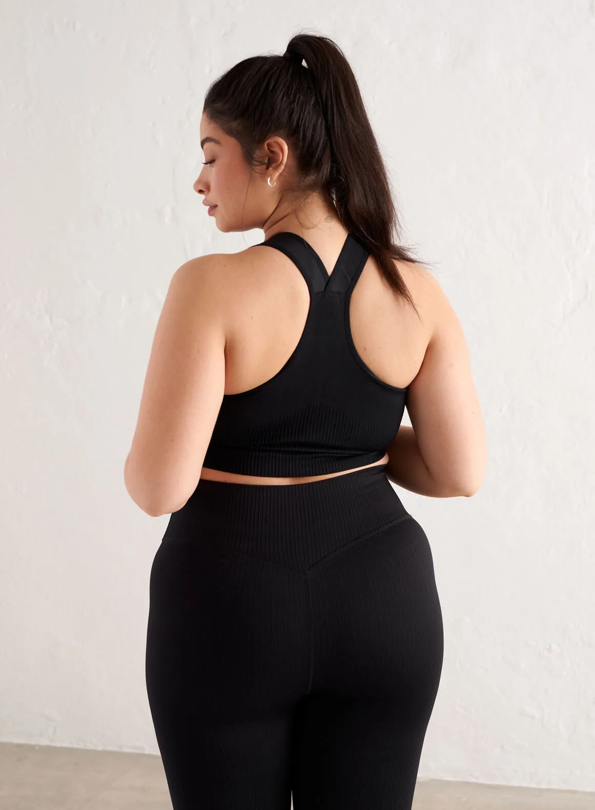 Black High Support Ribbed Bra