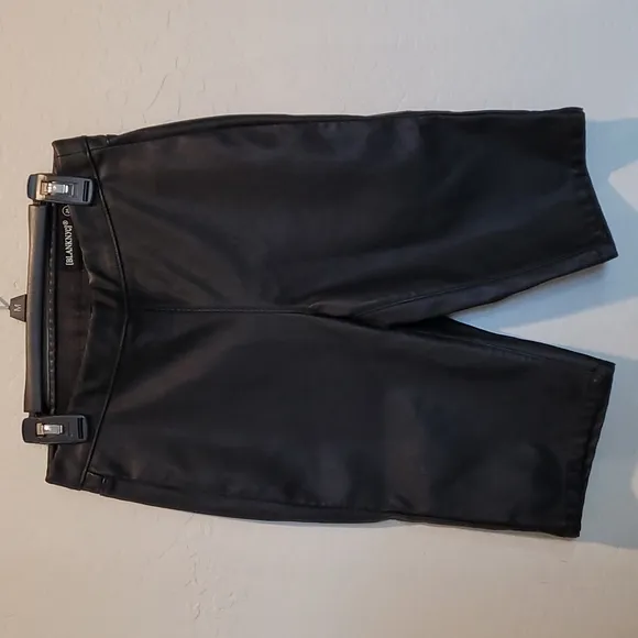 BLANKNYC DE JA BOO Shorts Faux Leather Bermuda Walking Shorts Size: 26