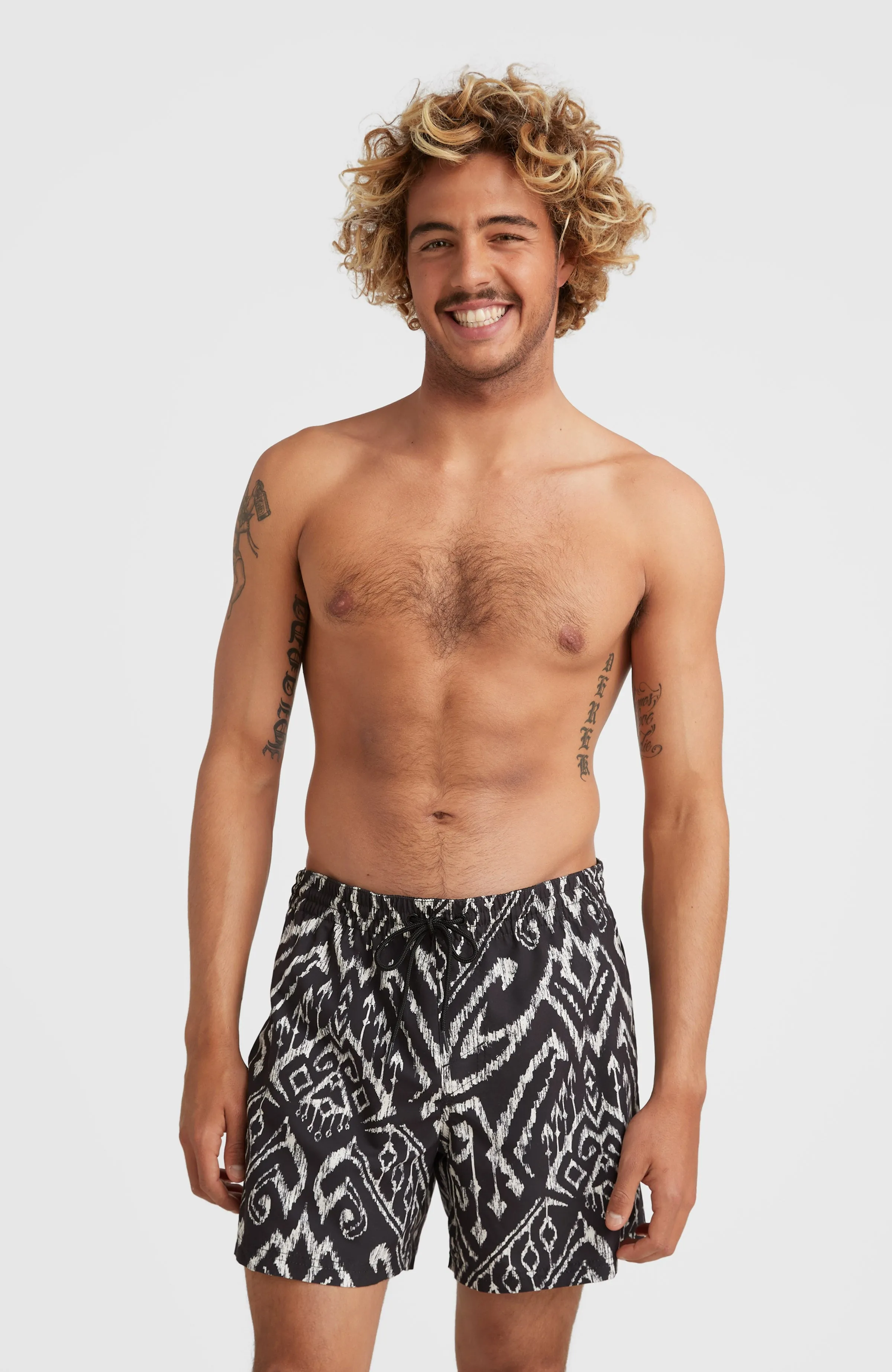 Cali Print 15'' Badehose | Black Magic Carpet