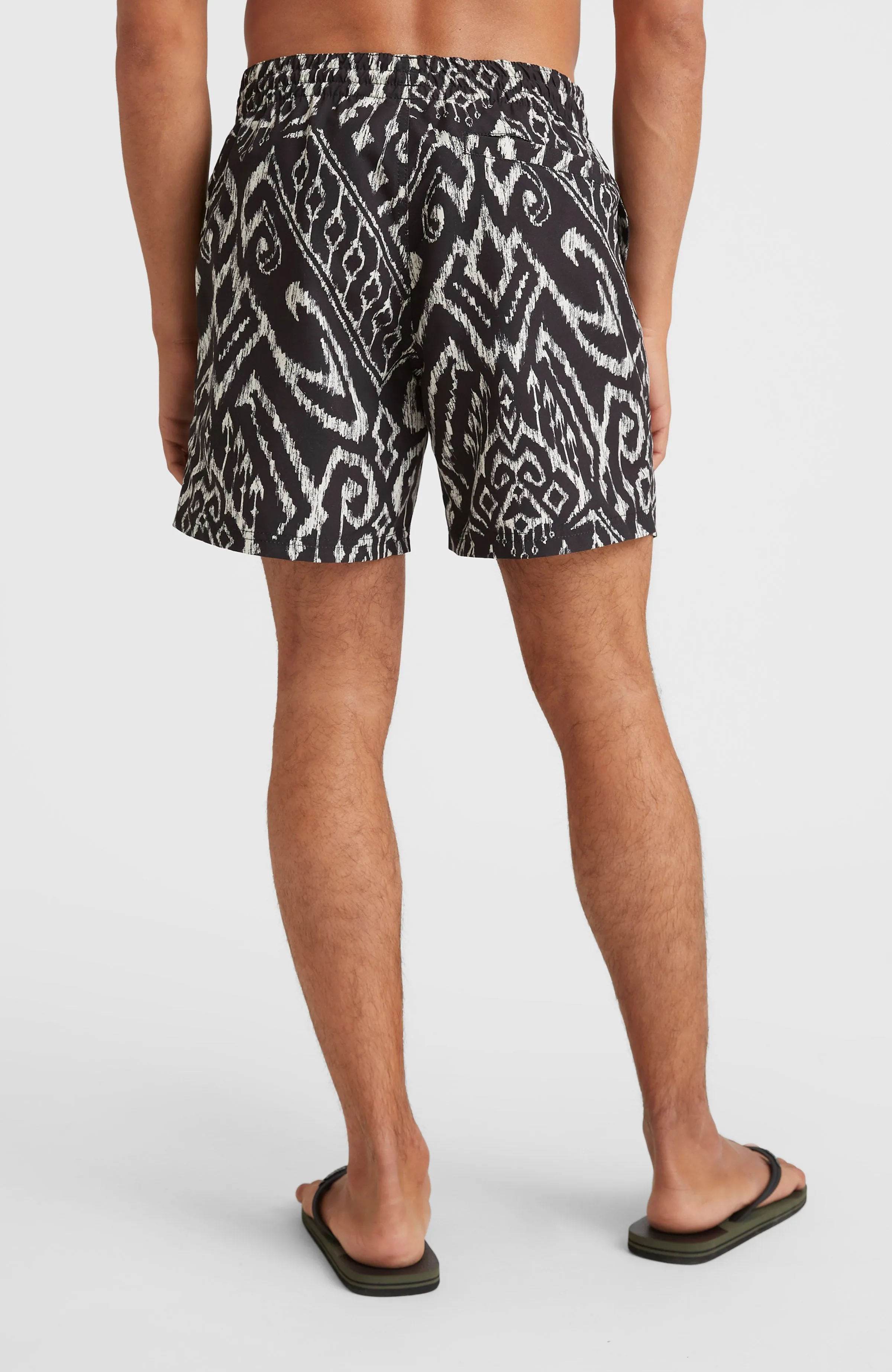 Cali Print 15'' Badehose | Black Magic Carpet