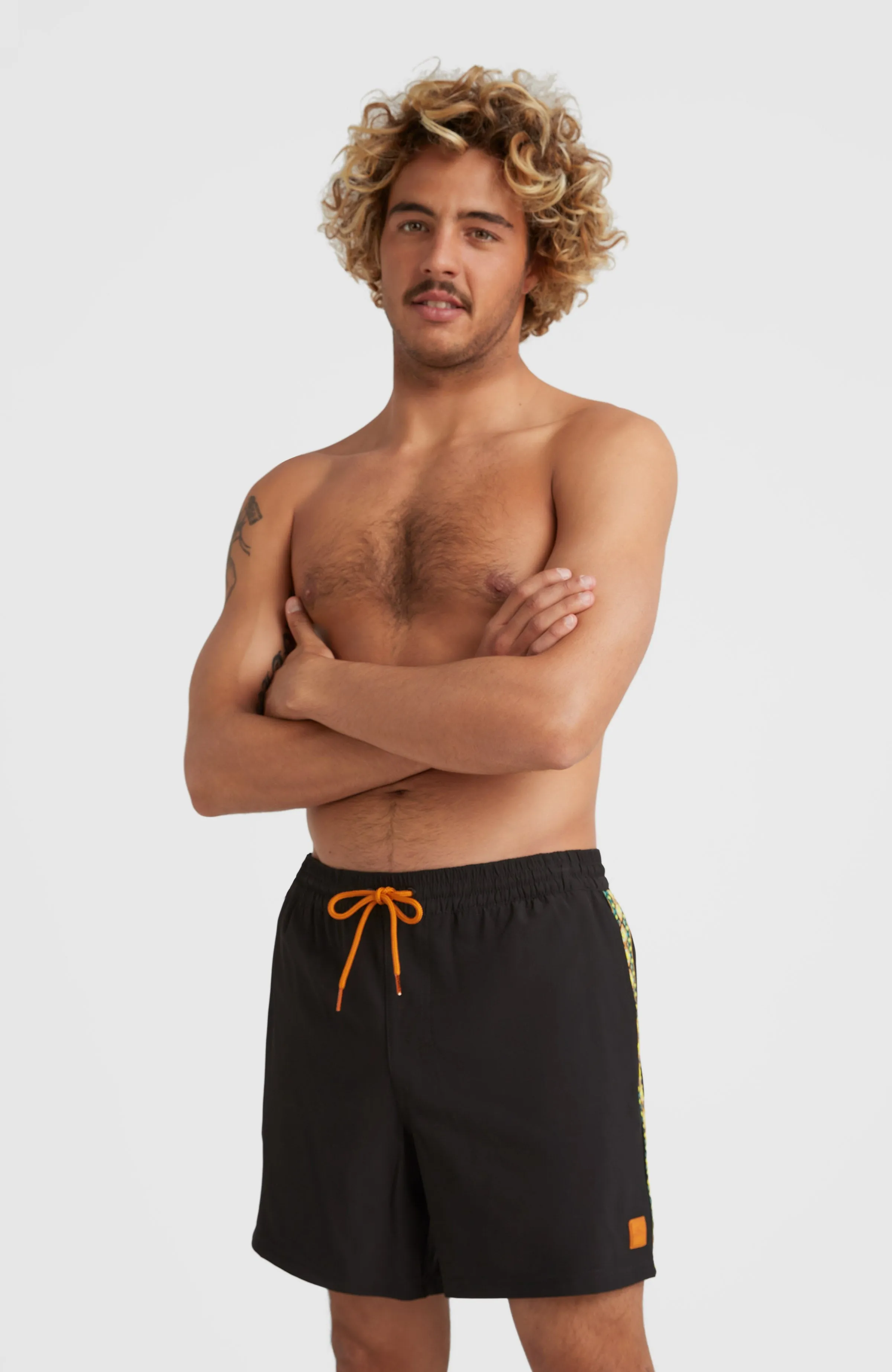 Cali Tape 15'' Badehose | Black Out