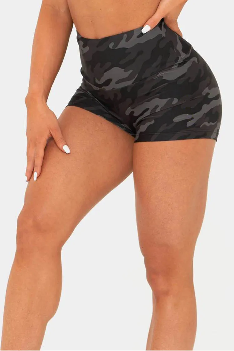 CAMO SCRUNCH BUM Shorts
