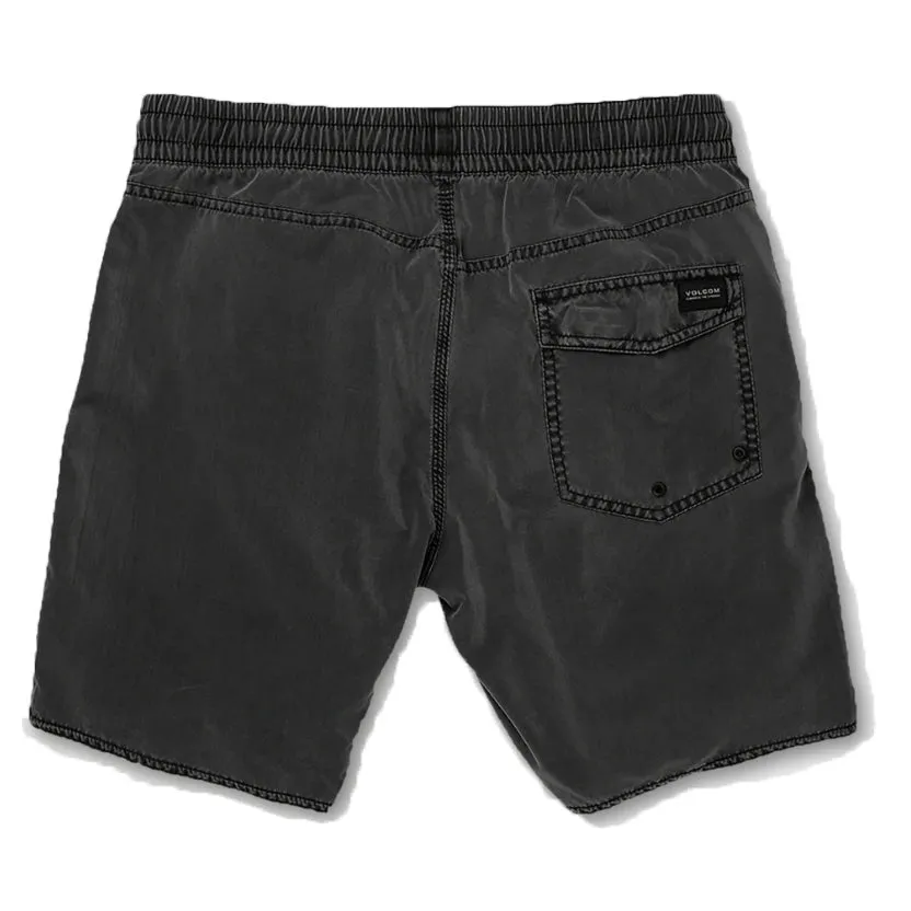 CENTER TRUNKS