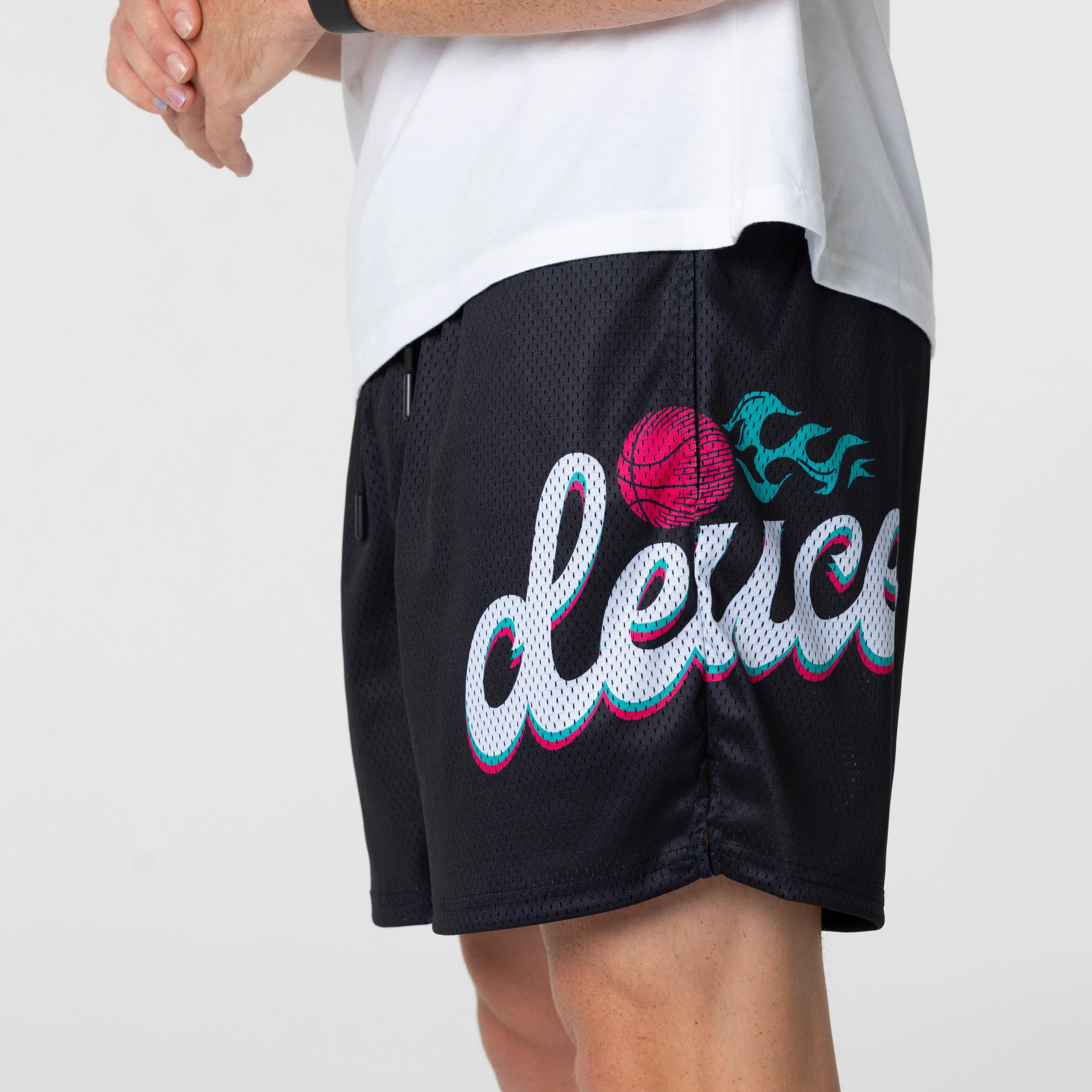DEUCE MESH SHORTS | 96 Fiesta Black Fire