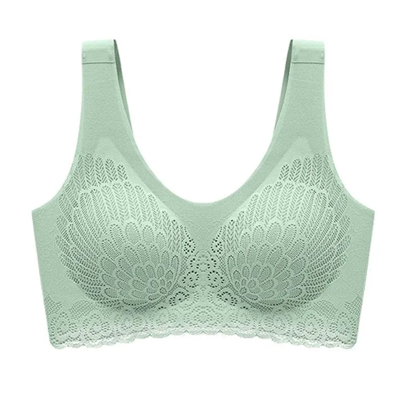 Fashionable sports bra