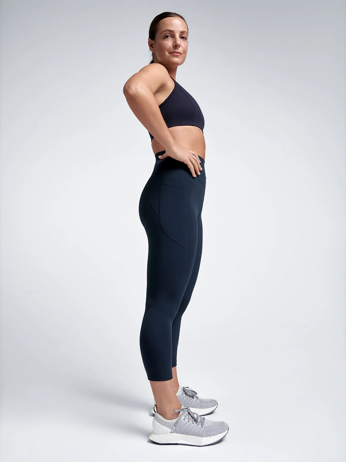 FEMME FATALE RECYCLED Sports Bra Deep Navy