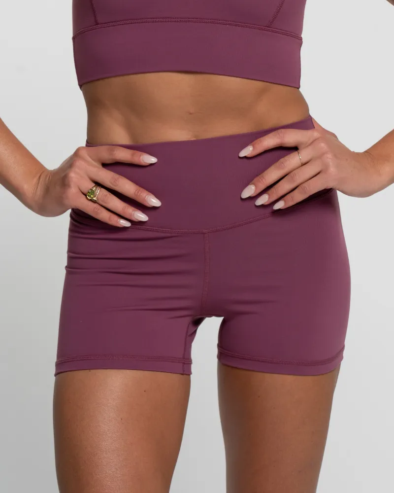 Hi-Rise Short - Merlot