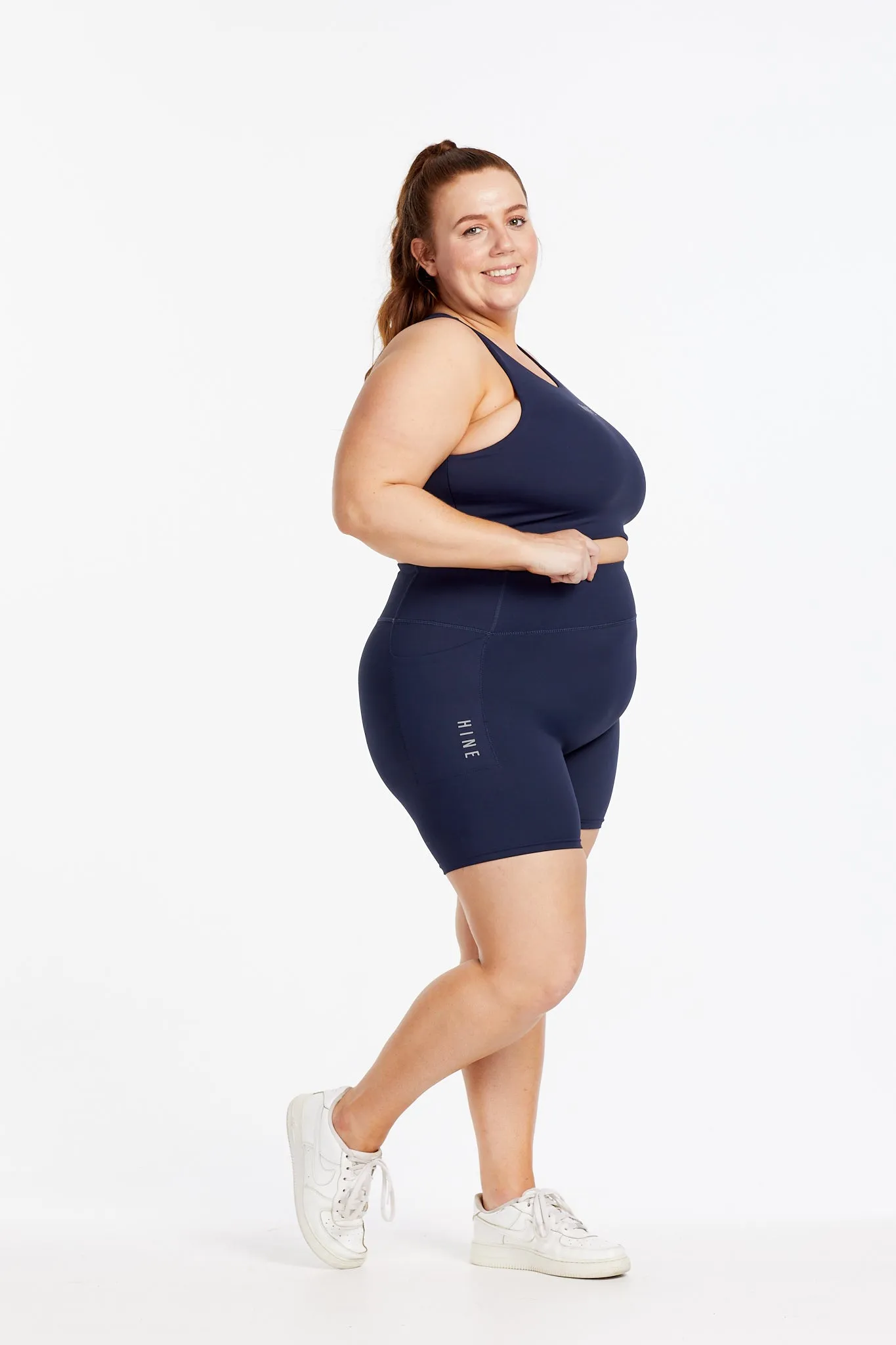HYBRID PERFORMANCE SPORTS BRA NAVY