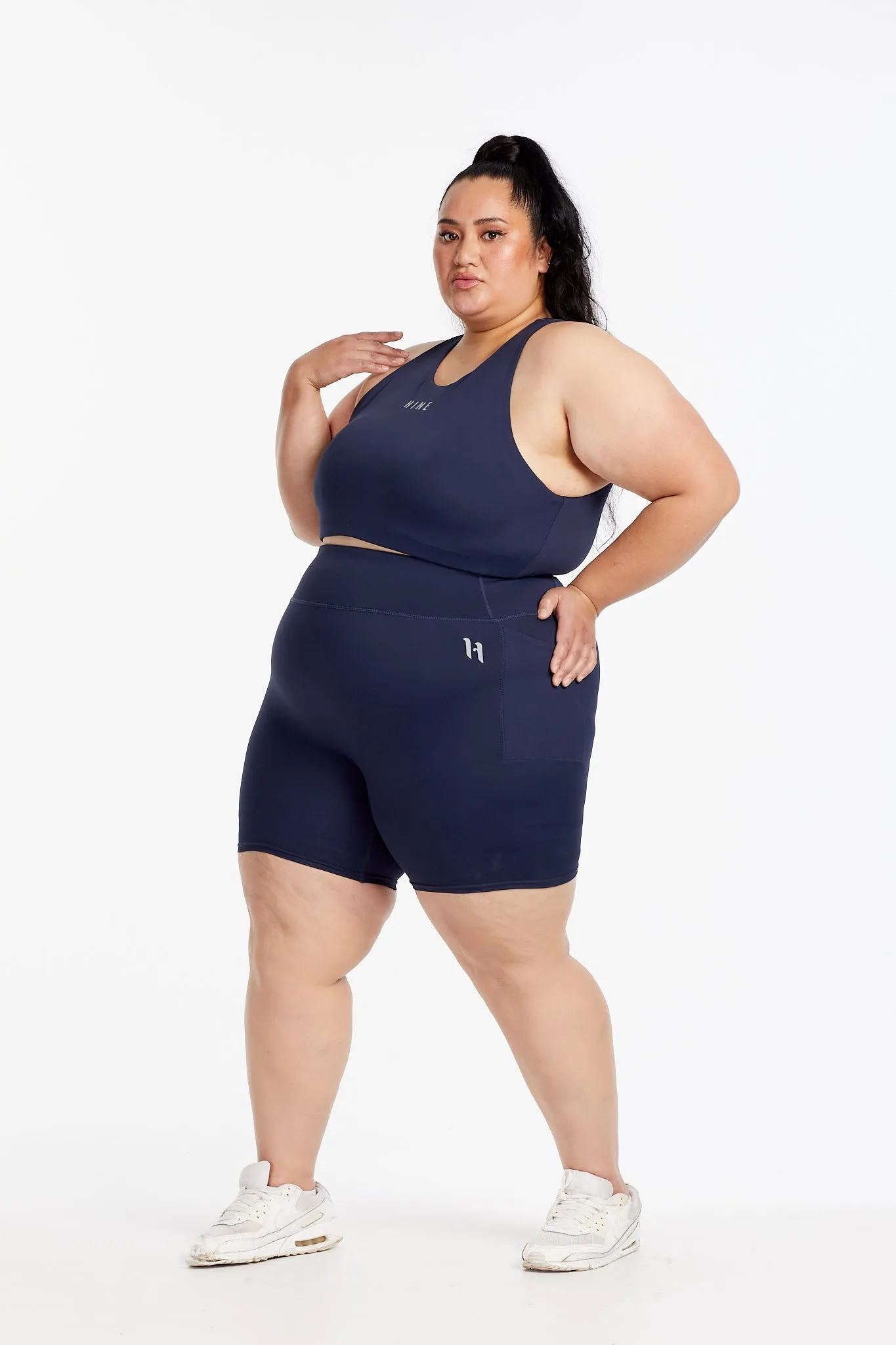 HYBRID PERFORMANCE SPORTS BRA NAVY