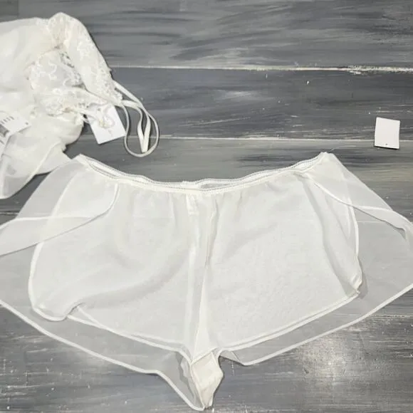 In Bloom by Jonquil Lillian Camisole &amp; Shorts Set Ivory XL