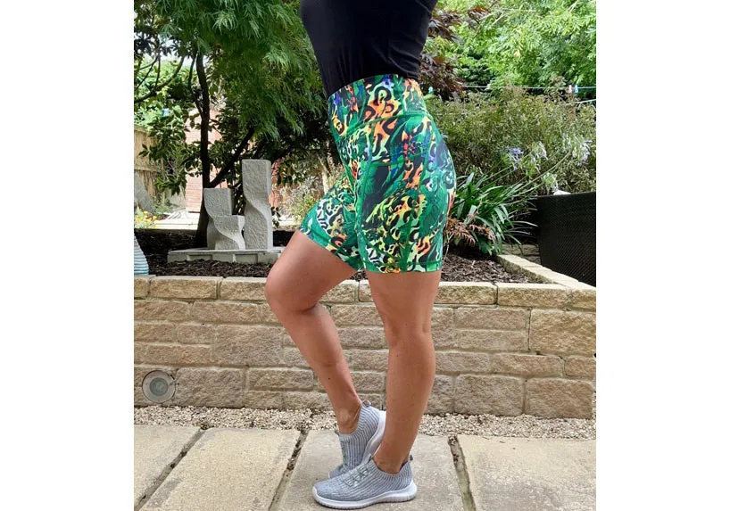 Jungle Rumble Mid Shorts with pockets