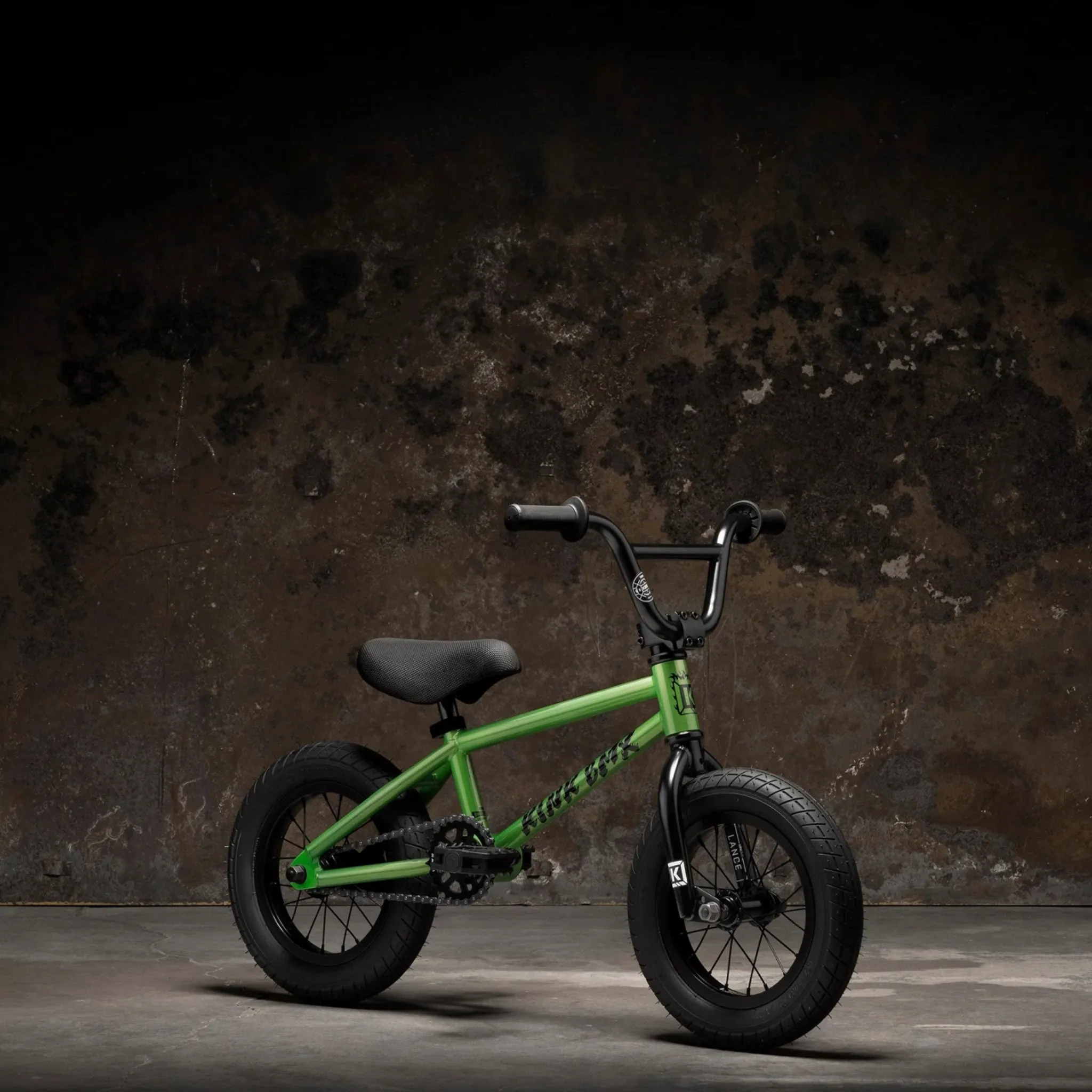 Kink Roaster 12" Kids Bike Gloss Digital Green
