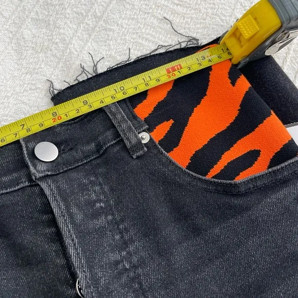 Like New! Lost Daze CA - Shorts