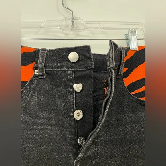 Like New! Lost Daze CA - Shorts