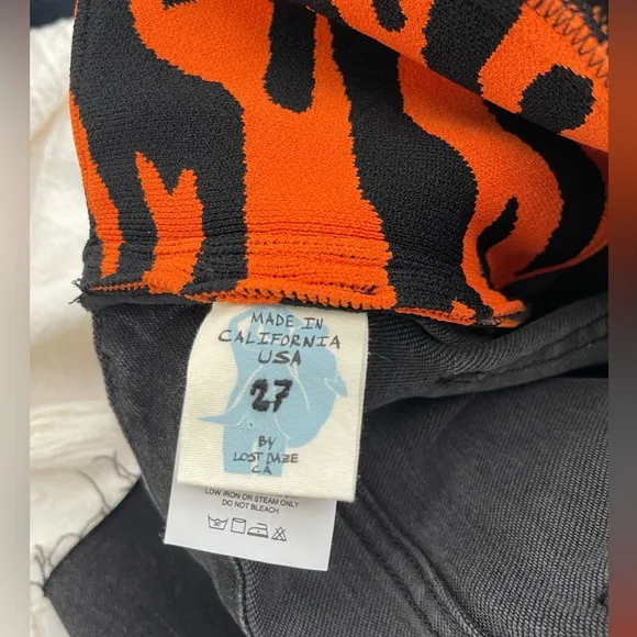 Like New! Lost Daze CA - Shorts