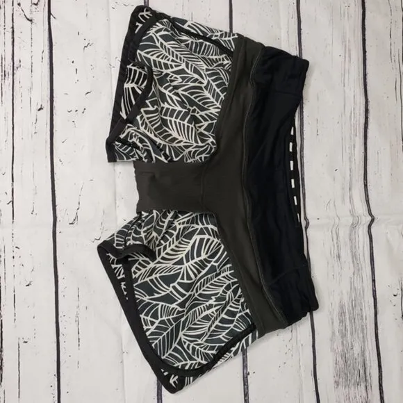 Lululemon Run Times Short 4 Way Stretch Size 4
