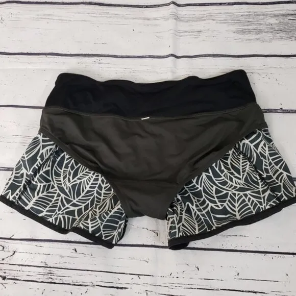 Lululemon Run Times Short 4 Way Stretch Size 4