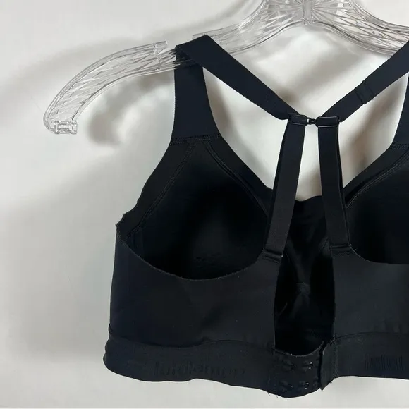Lululemon women’s Fine Form sports bra size 34B racerback Black