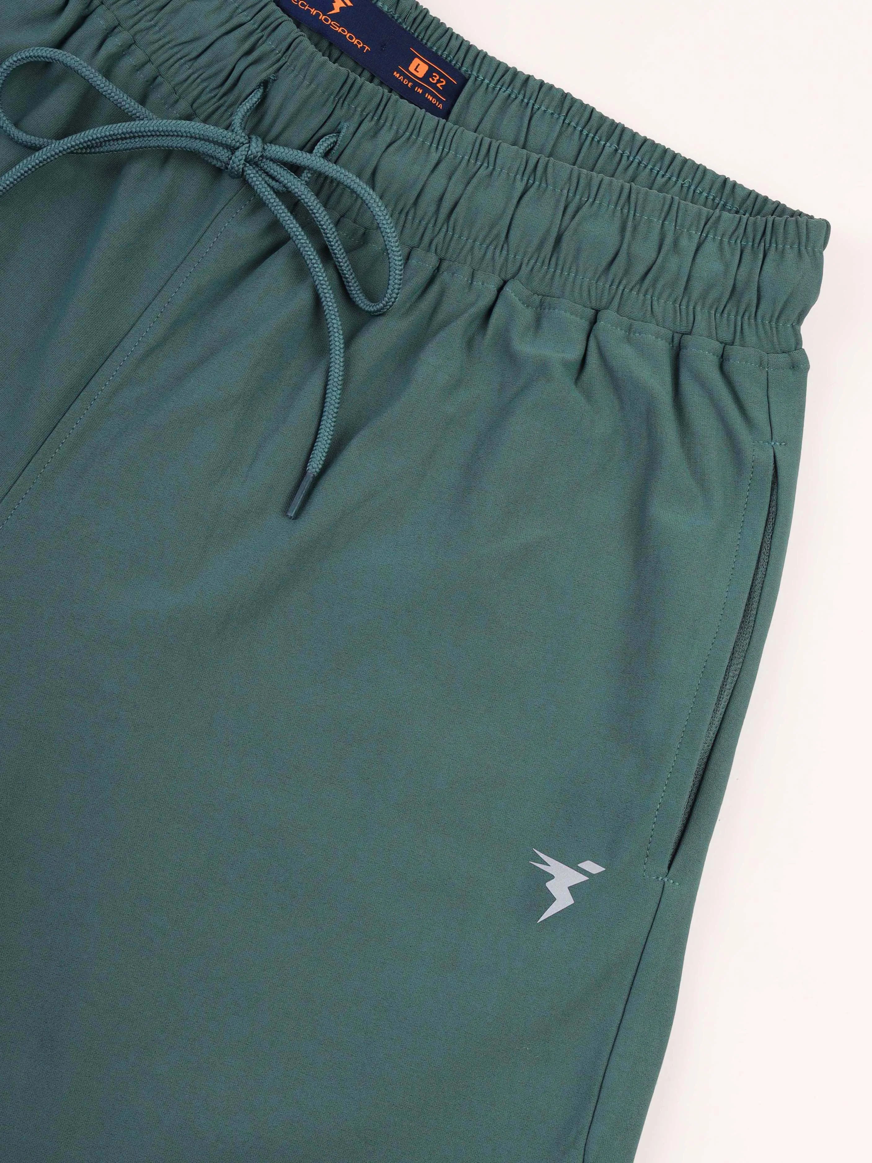 Men Solid Slim Fit Shorts with ELASTO LITE