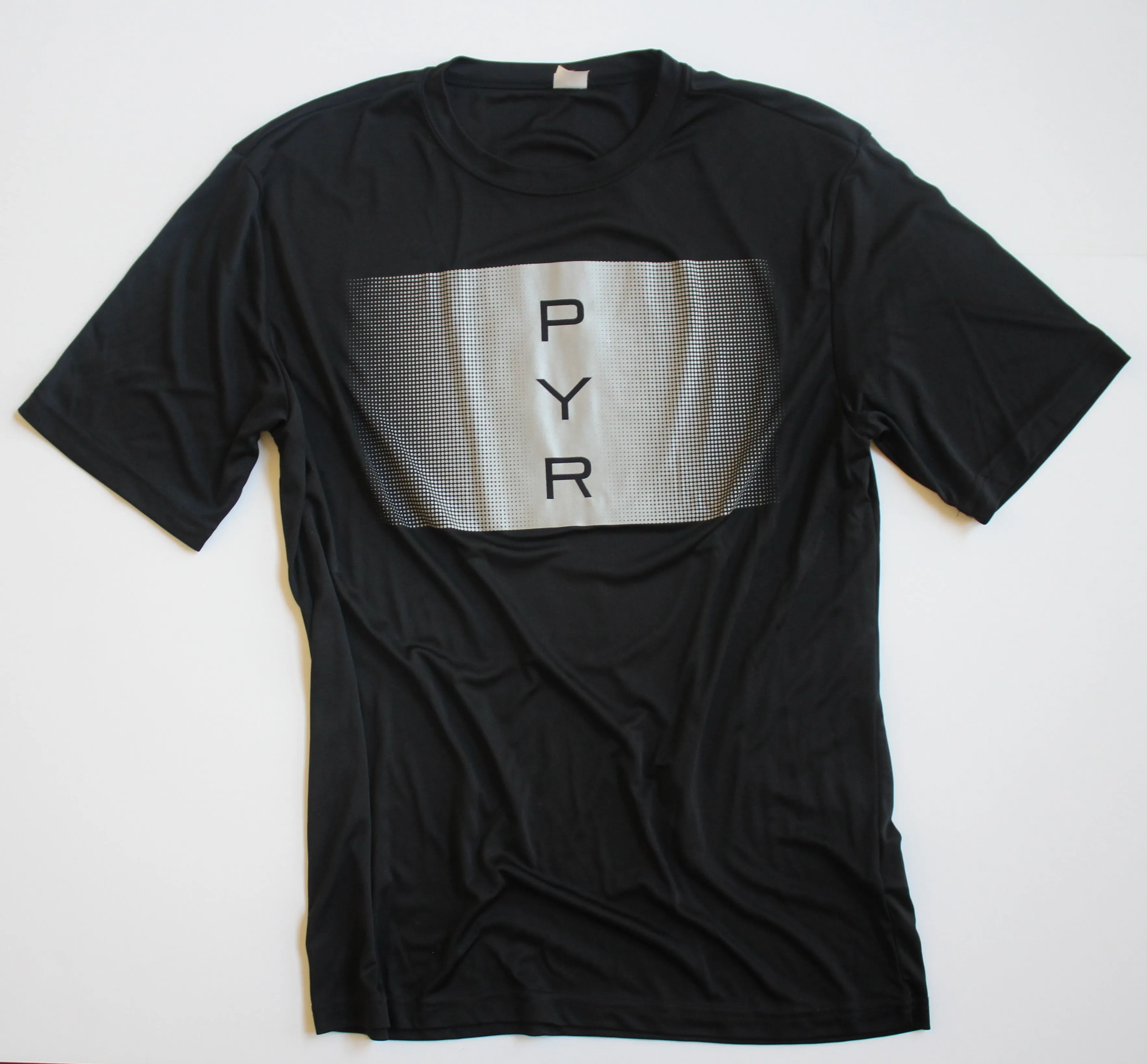 MEN'S REFLECTIVE MARATHON PERFORMANCE T-SHIRT