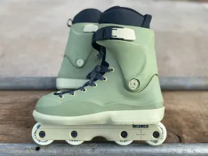 MESMER SKATES  - DOMINIC BRUCE PRO MODEL THRONE