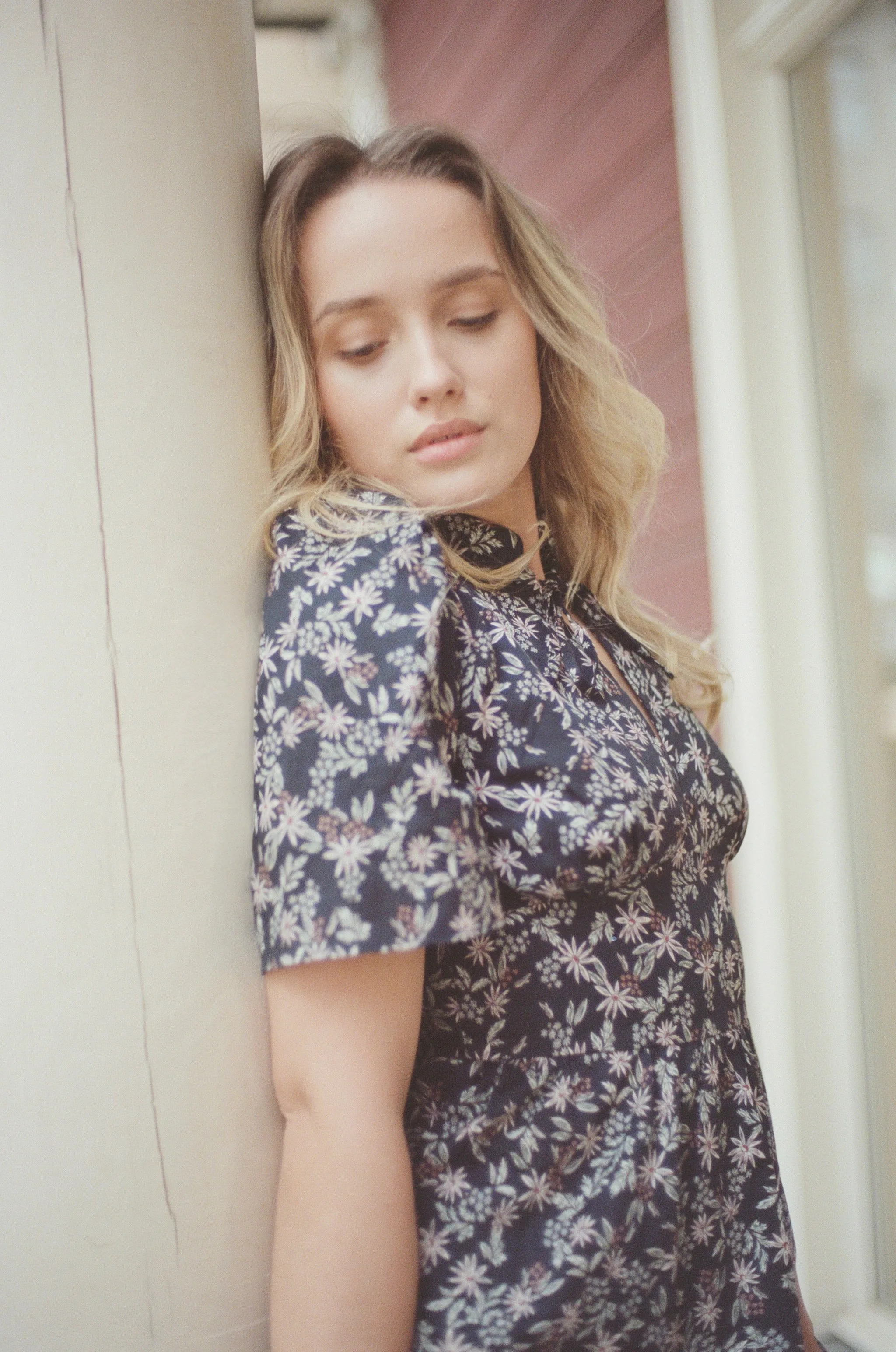 Naomi High Neck Dress / Lightweight Cotton