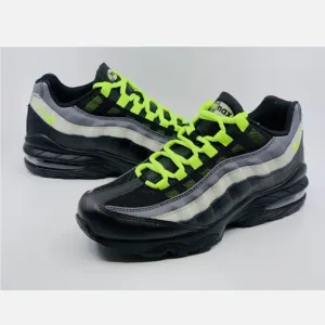 Nike Air Max 95 Volt/Black Big Kids size 3 GUC green black grey 1995 Retro
