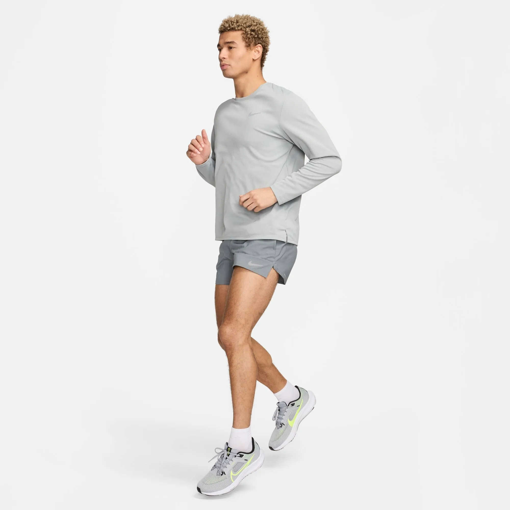 Nike Miler Men's Dri-FIT UV Long-Sleeve Running Top