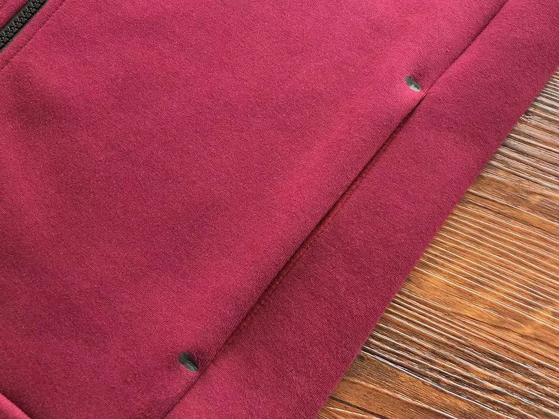 NIKE TECH FLEECE HOODIE x BURGUNDY