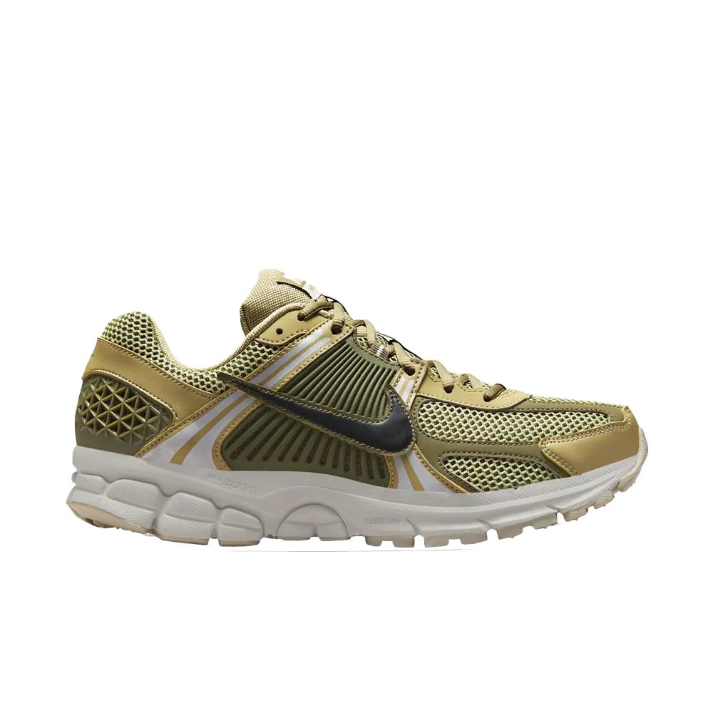 Nike Zoom Vomero 5 Men's Shoes
