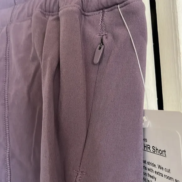 NWT Lululemon Hotty Hot High-Rise Lined Short 4&quot; Sz 12
