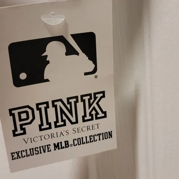 NWT Victoria's Secret PINK Red Sox MLB Ultimate Racerback Sports Bra Size XS