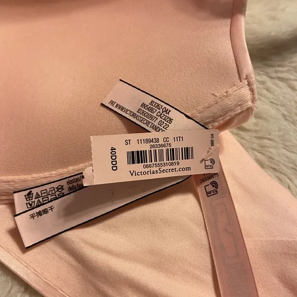 NWT!Victoria Secret lightly lined racerback full coverage 40DDD bra front close