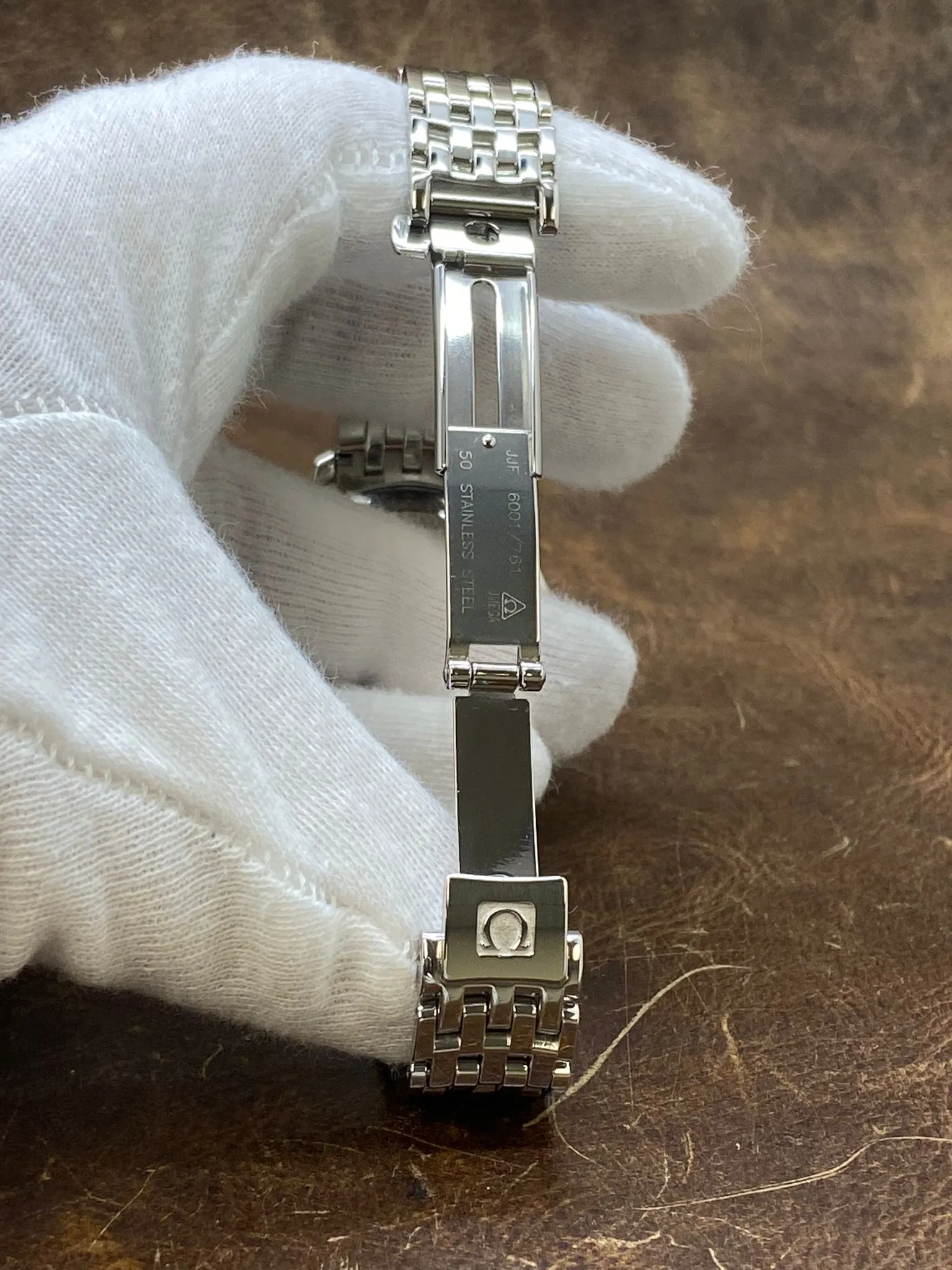 Omega De Ville Prestige 424.10.33.20.53.001 Blue Diamond Dial Automatic Women's Watch