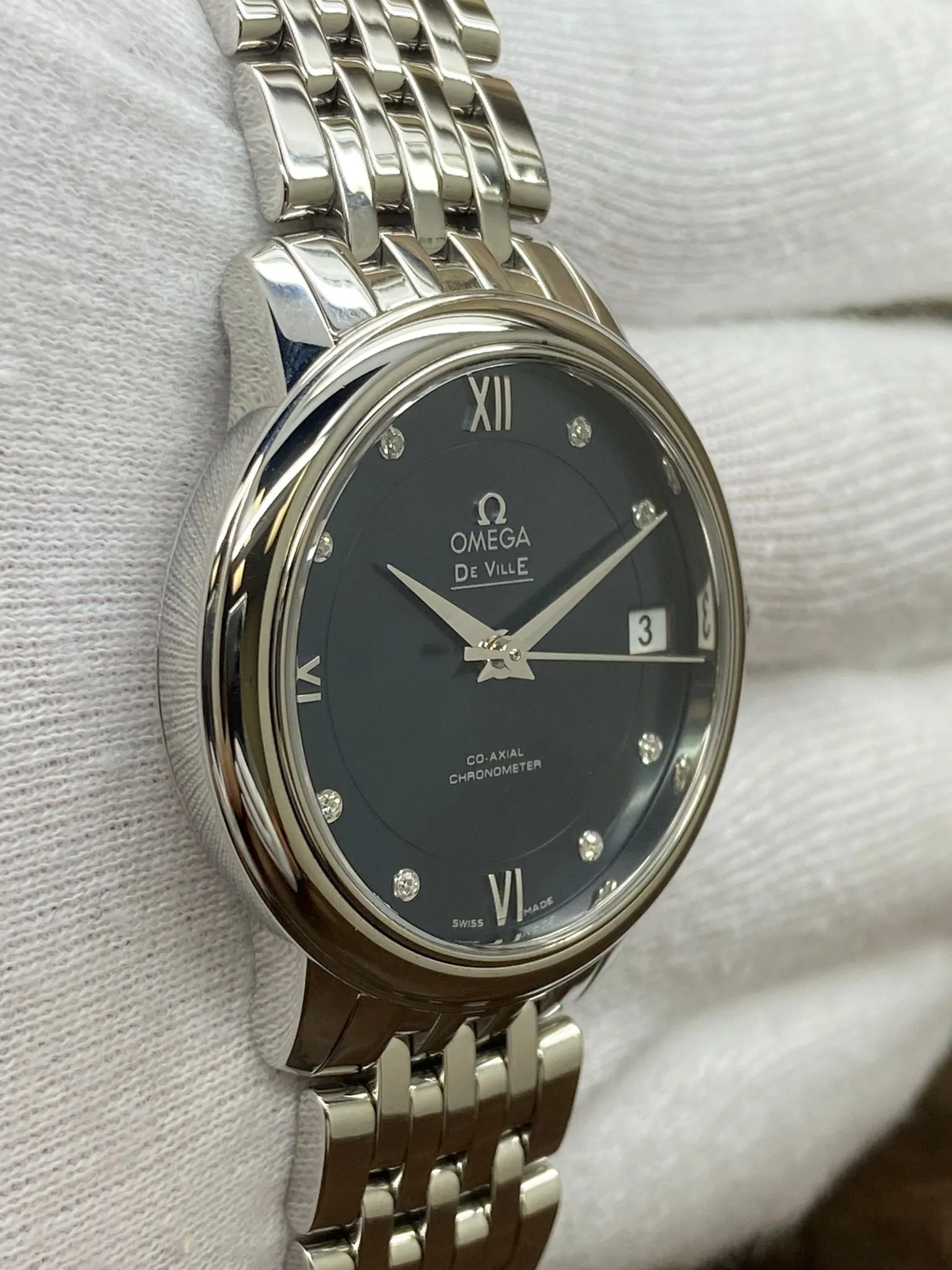 Omega De Ville Prestige 424.10.33.20.53.001 Blue Diamond Dial Automatic Women's Watch