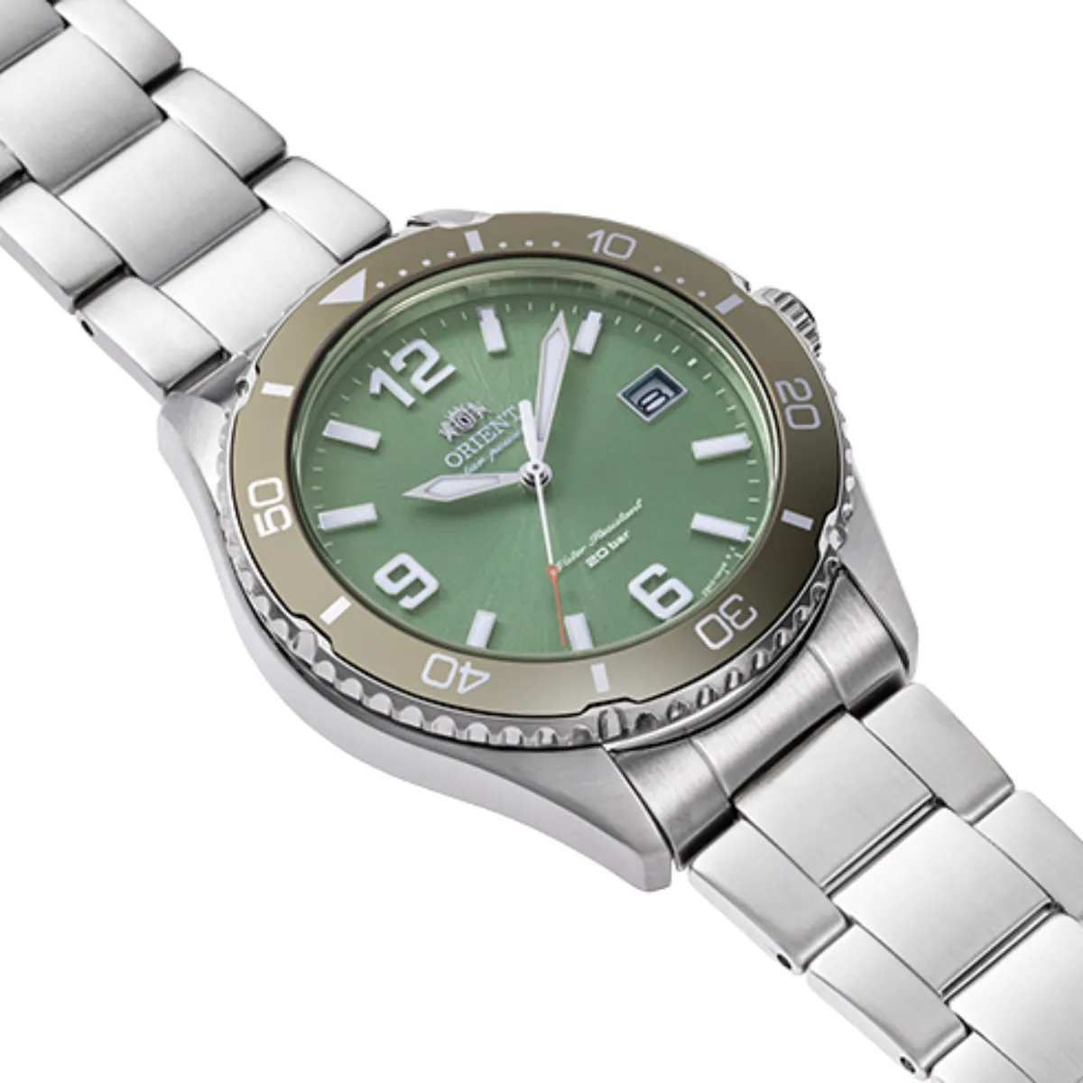 Orient RN-WJ0001E Mako 40 Solar Powered JDM Sports Divers 200m Watch