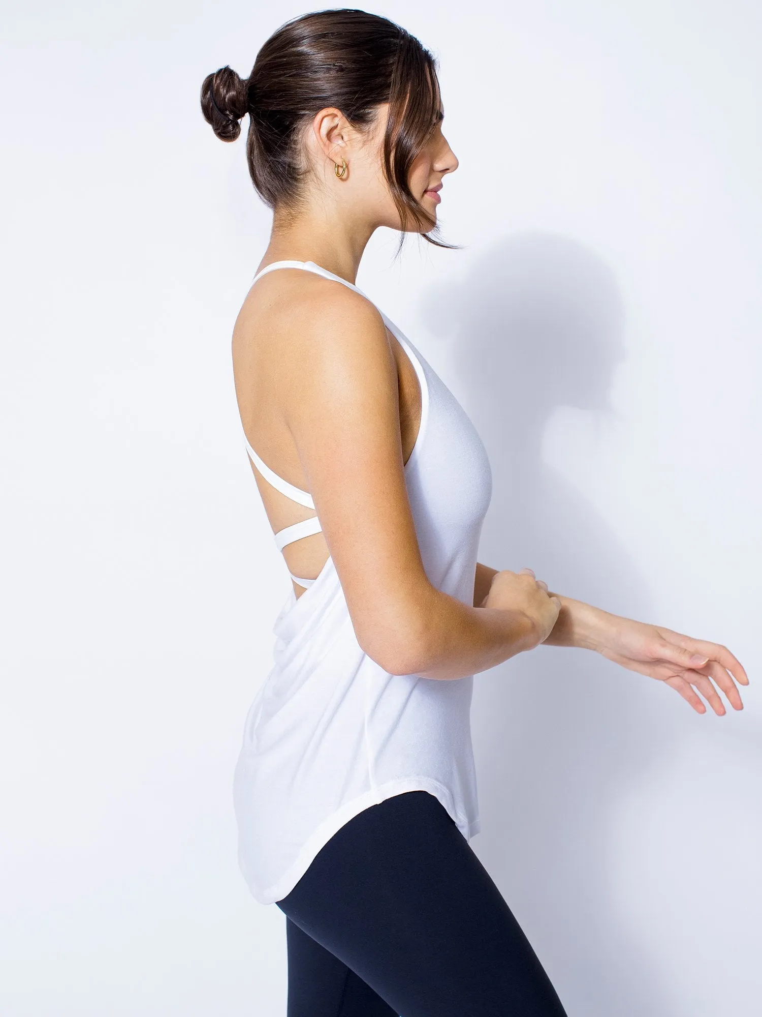 PARALLEL RUN TANK, WHITE