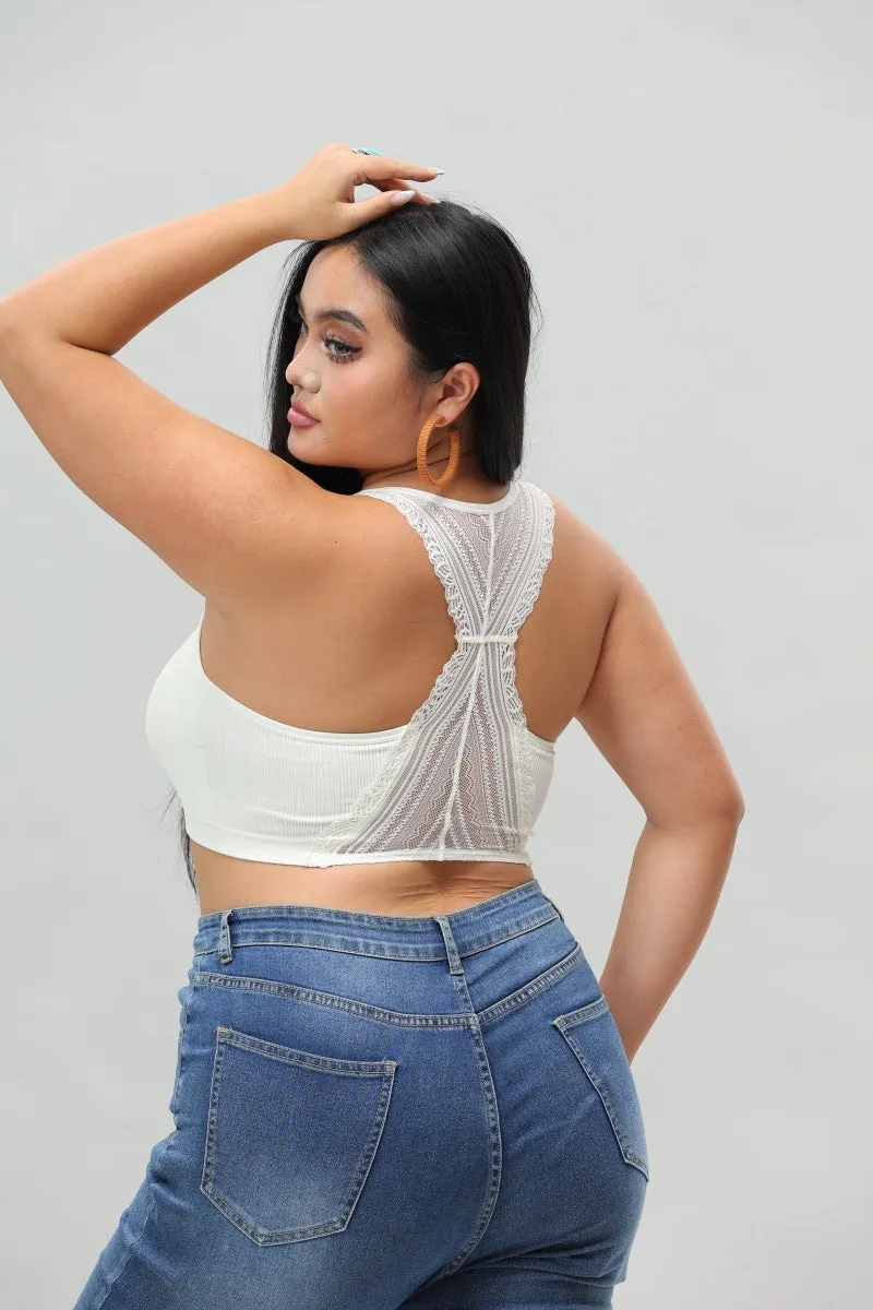 Plus Size Seamless Front Lace Racerback Bralette – Soft Stretch Fit