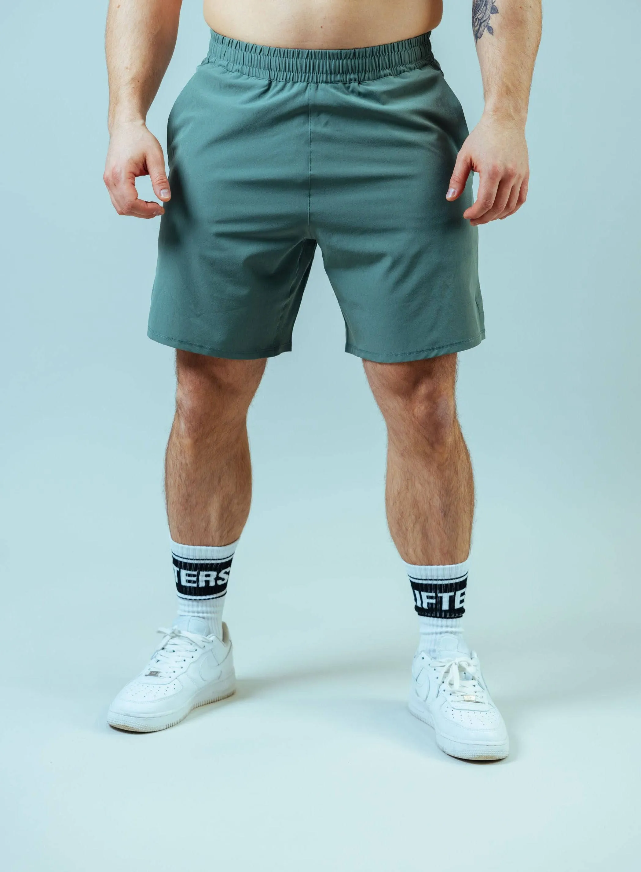 Raw Gym Shorts - Regular Cut | Grün