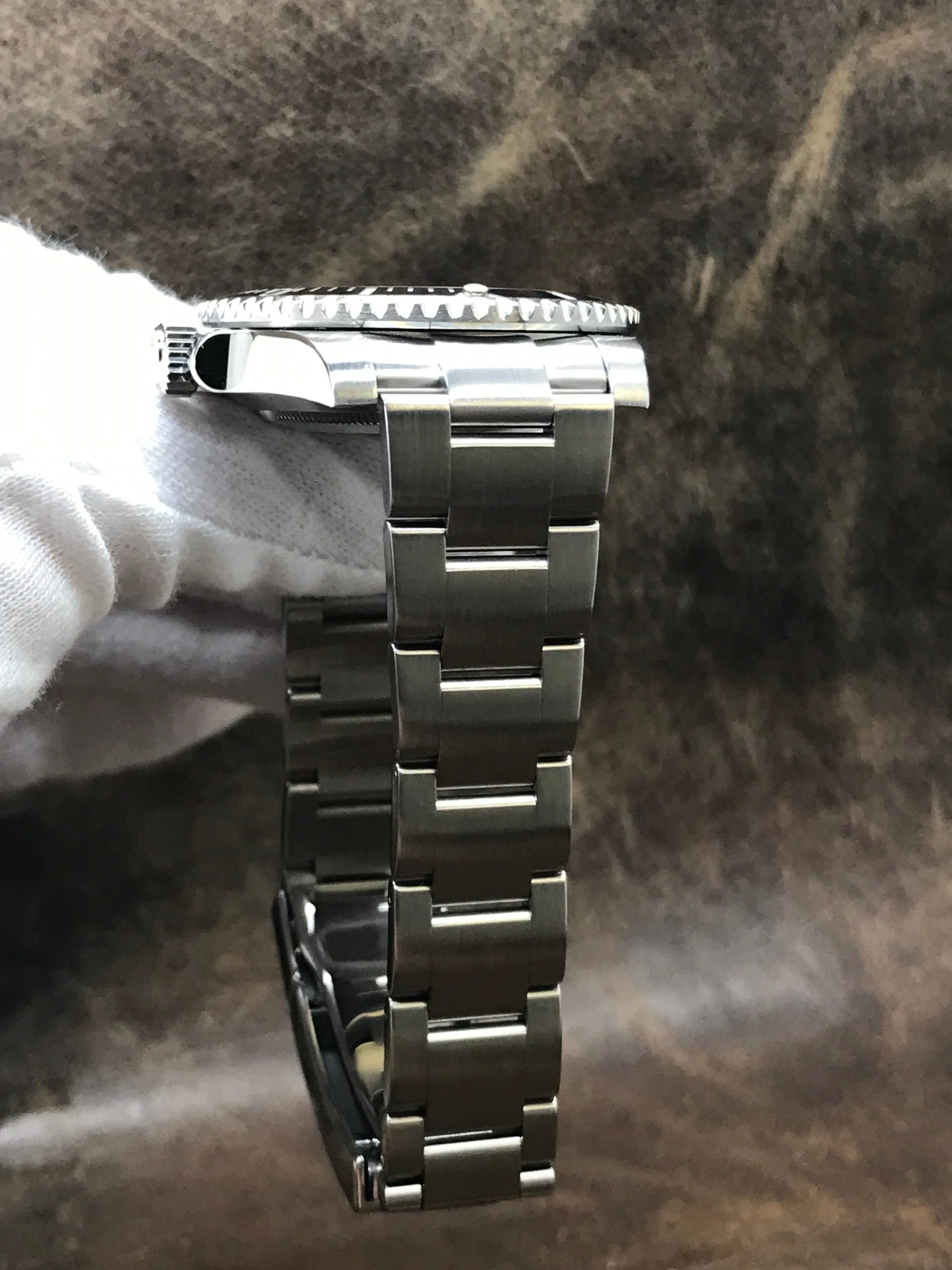 Rolex No Date Submariner 114060 Black Dial Automatic Men's Watch