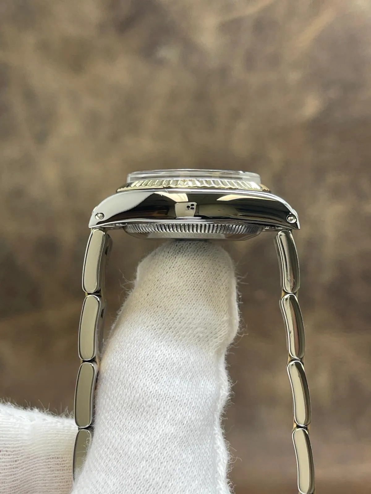 Rolex Oyster Perpetual 26mm 6919 White Dial Automatic Women's Watch