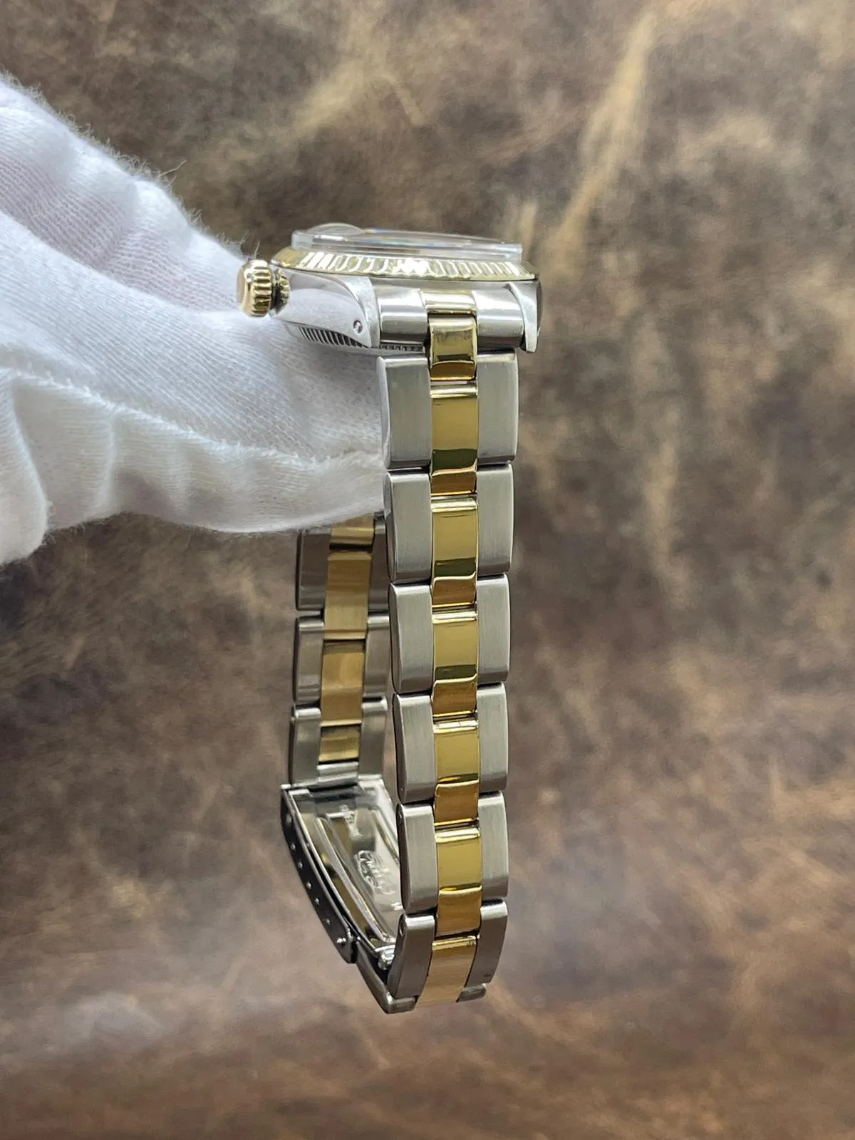 Rolex Oyster Perpetual 26mm 6919 White Dial Automatic Women's Watch