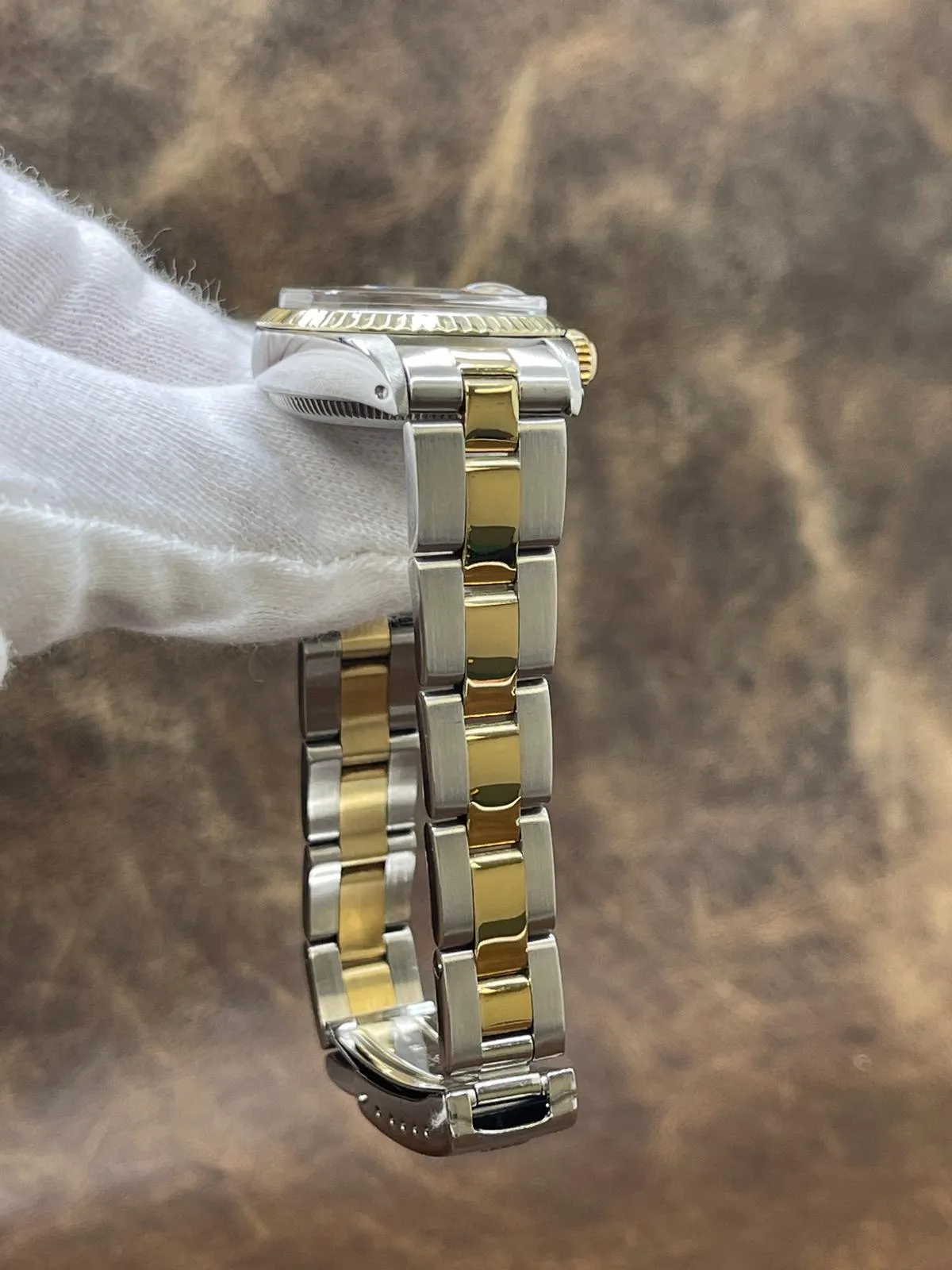 Rolex Oyster Perpetual 26mm 6919 White Dial Automatic Women's Watch