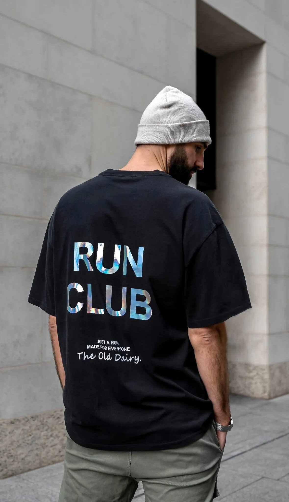 RUN CLUB | Iridescent T-Shirt