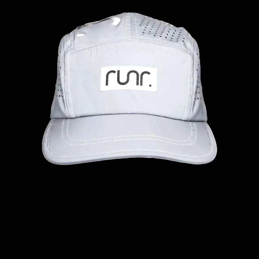 Runr Lumos Reflective Technical Running Hat - Silver